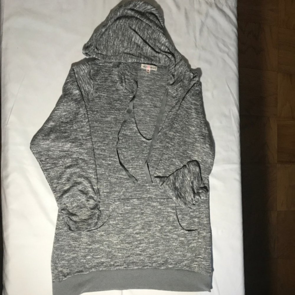 Lightweight grey v-neck hoodie XL